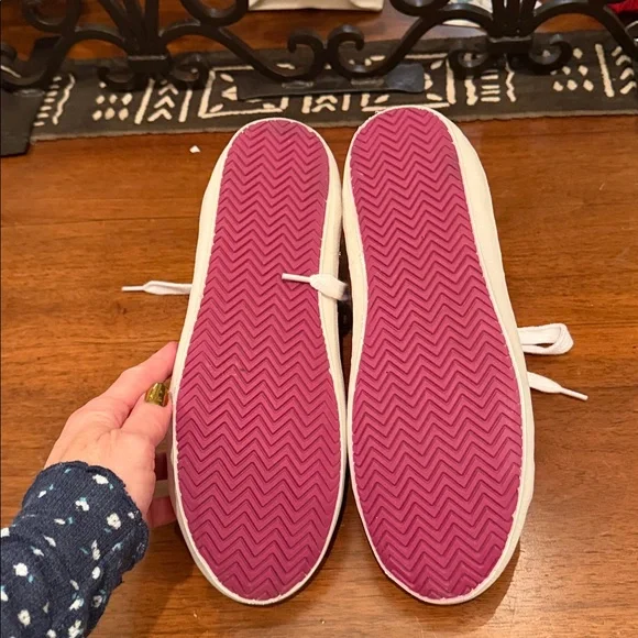 🌟🌟HOST PICK🌟🌟NWOT Gorgeous “Kate Spade sparkling Tennis Shoes - Picture 7 of 12